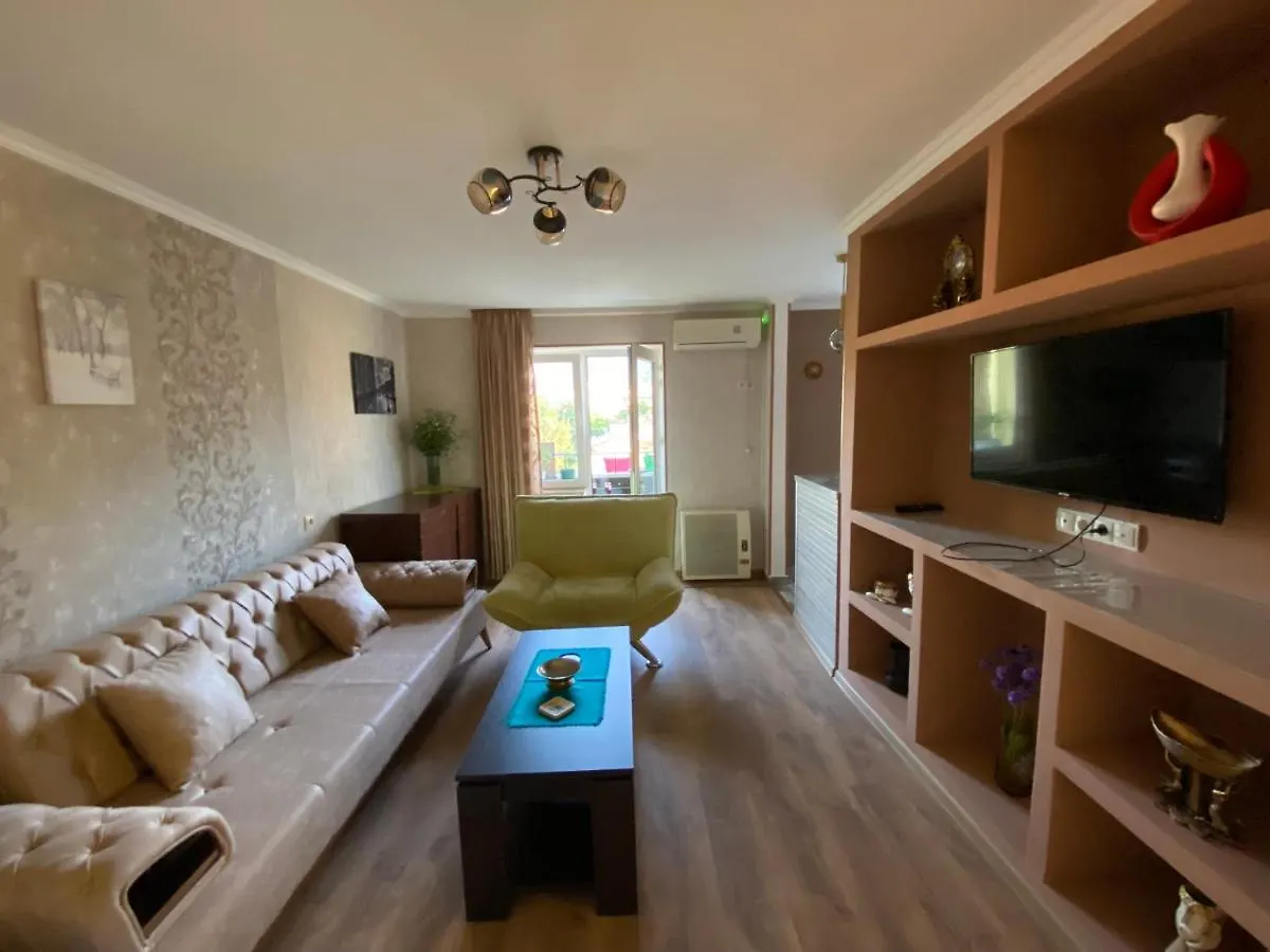 Charming Apartment In Saburtalo Tbilisi
